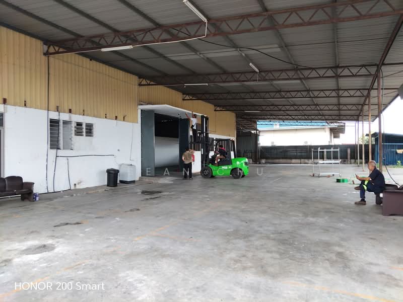 Untuk Disewa - Telok Panglima Garang Factory