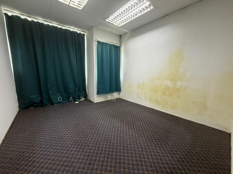 Shop / Office for Rent in Usj 9 (Subang Jaya) - Darren Teng - Interior - PropertyGuru.com.my