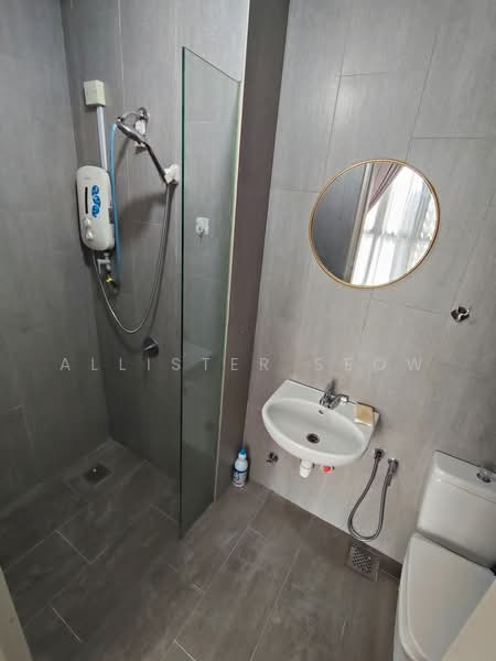 Kediaman Servis untuk Disewa di Geo Bukit Rimau - Allister Seow - Bathroom - PropertyGuru.com.my