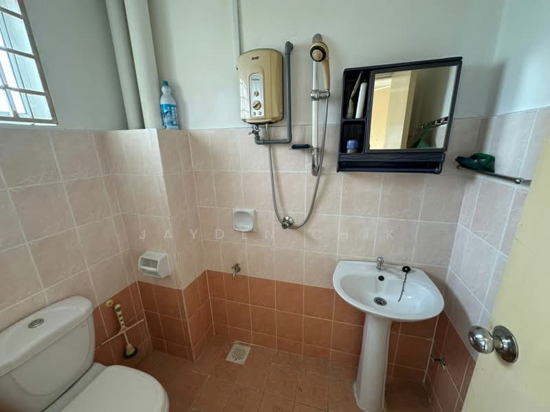 Apartment for Rent at Merdeka Villa - Jayden Chik - Bathroom - PropertyGuru.com.my