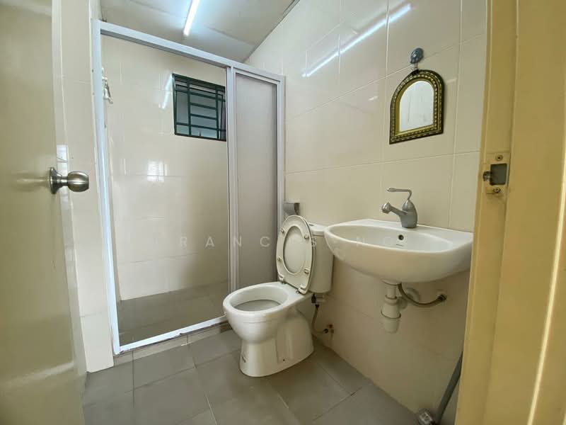 Service Residence for Sale at OUG Parklane - Francis Ng - Bathroom - PropertyGuru.com.my