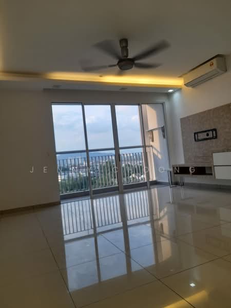 Kondominium untuk Dijual di Vina Residency (Vina Versatile Homes) - Jenny Choong - Living Room - PropertyGuru.com.my