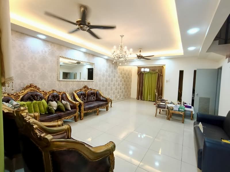 Rumah Teres untuk Dijual di Rawang (Selangor) - Katherine Leong - Living Room - PropertyGuru.com.my