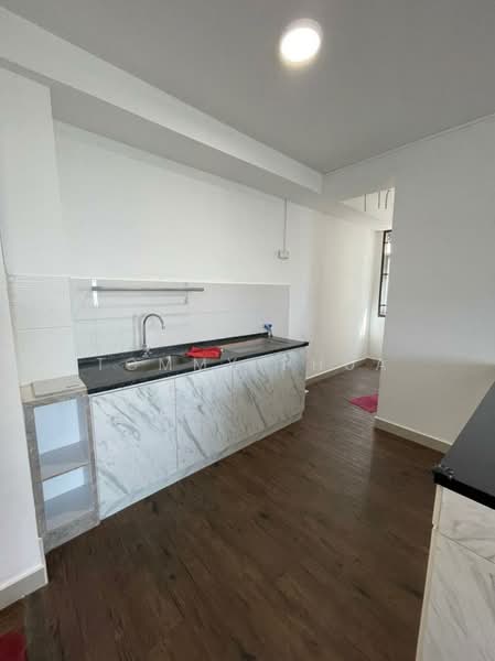 Servis Apartment untuk Dijual di D'Ambience Residences (Pangsapuri Ikatan Flora) - Tommy Phua - Kitchen - PropertyGuru.com.my