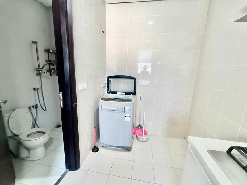 Kondominium untuk Dijual di Quayside Seafront Resort Condominiums - Quvee Ooi - Bathroom - PropertyGuru.com.my