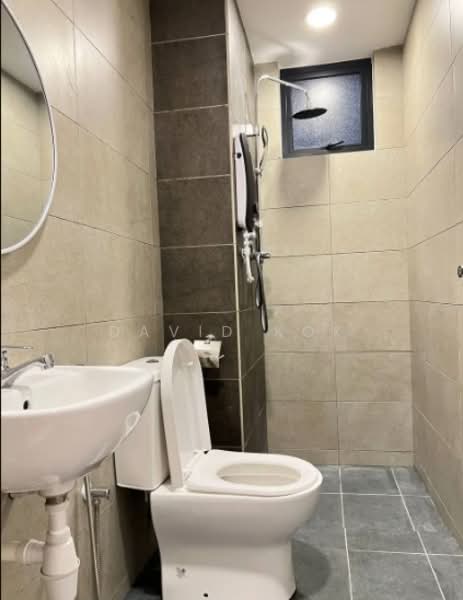 Servis Apartment untuk Disewa di AraTre' Residences - David Kok - Bathroom - PropertyGuru.com.my