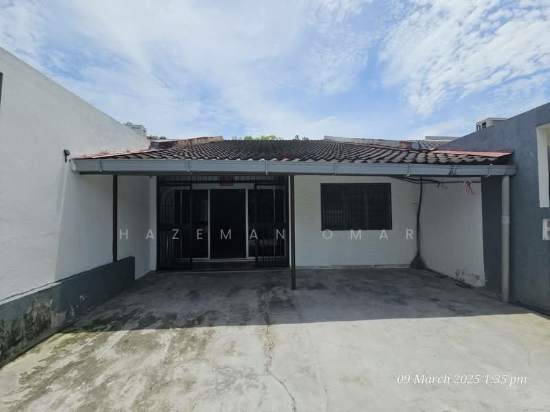 [Facing Open - 22x75] 1-Storey SS4B Kelana Jaya untuk Untuk Dijual - RM 650,000, Apr 2026 - Exterior - PropertyGuru.com.my