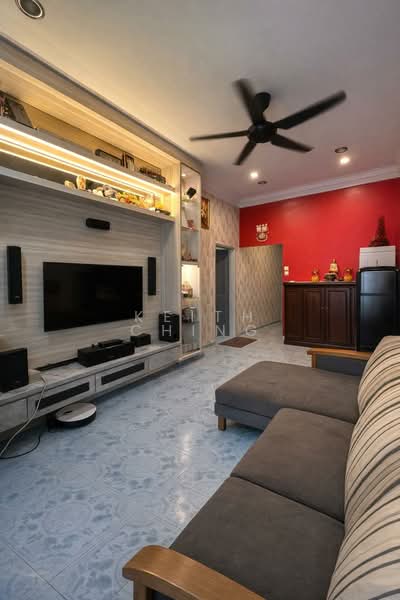 Taman Nusa Bestari untuk Untuk Dijual - RM 595,000, Apr 2026 - Living Room - PropertyGuru.com.my