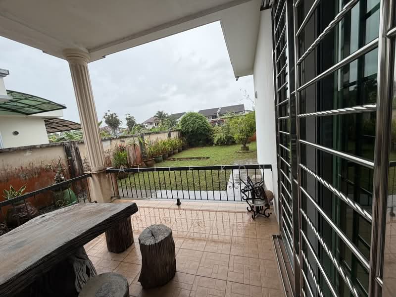 Semi-Detached House for Sale in Jalan Seladah (Kuching) - Alice Kon - Exterior - PropertyGuru.com.my