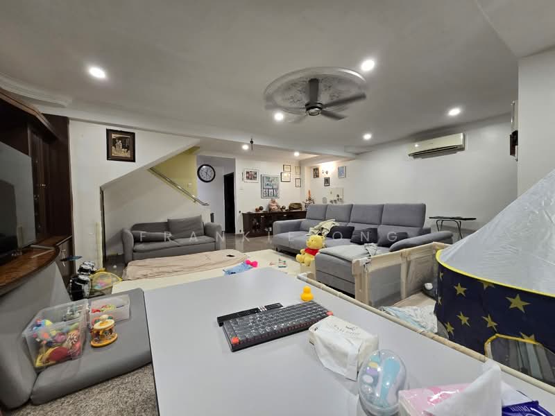 Rumah Teres 2 Tingkat untuk Dijual di Pandan Indah (Ampang) - Frankie Ong - Living Room - PropertyGuru.com.my
