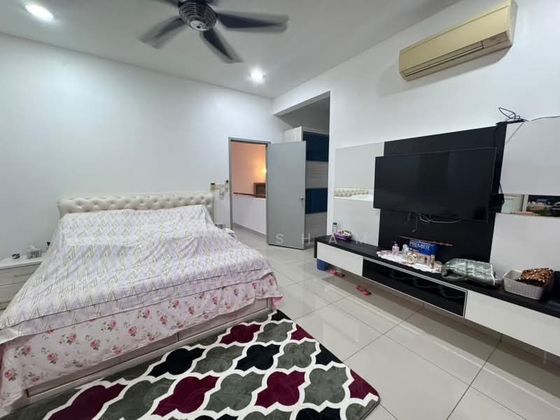 Rumah Teres 2 Tingkat untuk Dijual di Taman Nusa Idaman (Iskandar Puteri (Nusajaya)) - Bro Sham - Bedroom - PropertyGuru.com.my