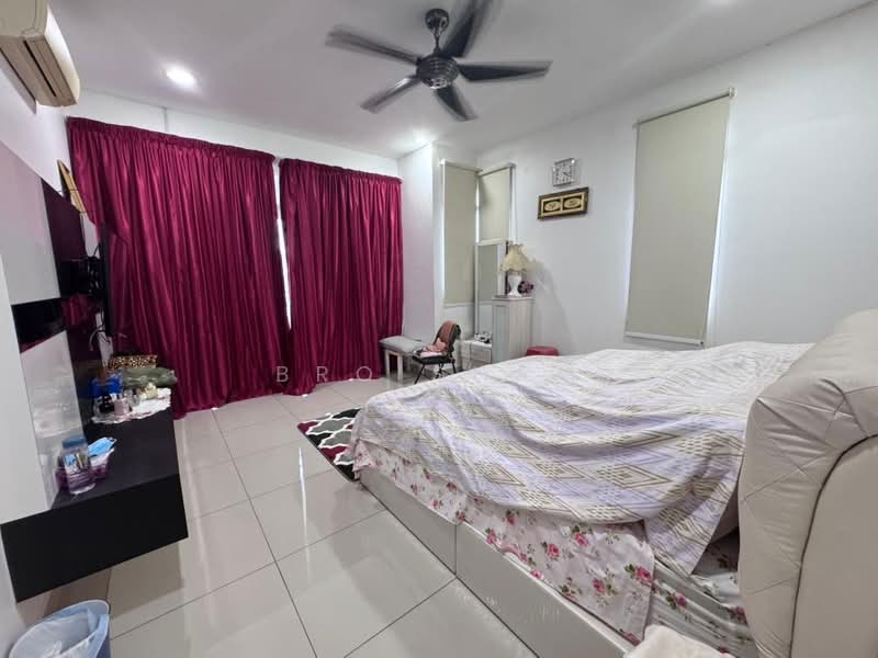 Rumah Teres 2 Tingkat untuk Dijual di Taman Nusa Idaman (Iskandar Puteri (Nusajaya)) - Bro Sham - Bedroom - PropertyGuru.com.my