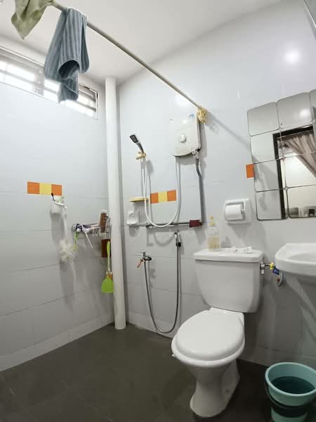 Taman Desa Tebrau untuk Untuk Dijual - RM 768,000, Apr 2026 - Bathroom - PropertyGuru.com.my