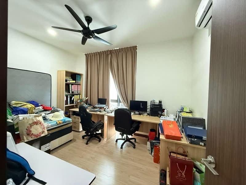 Servis Apartment untuk Dijual di Green Haven - Lucas Lee - Study - PropertyGuru.com.my