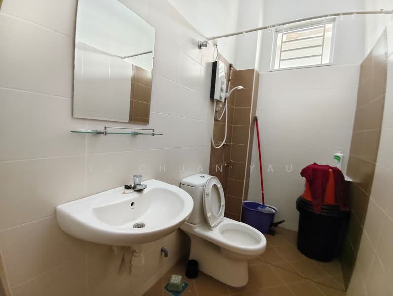 1-storey Terraced House for Sale in Taman Krubong Jaya (Krubong) - Yu Chuan Yau - Bathroom - PropertyGuru.com.my