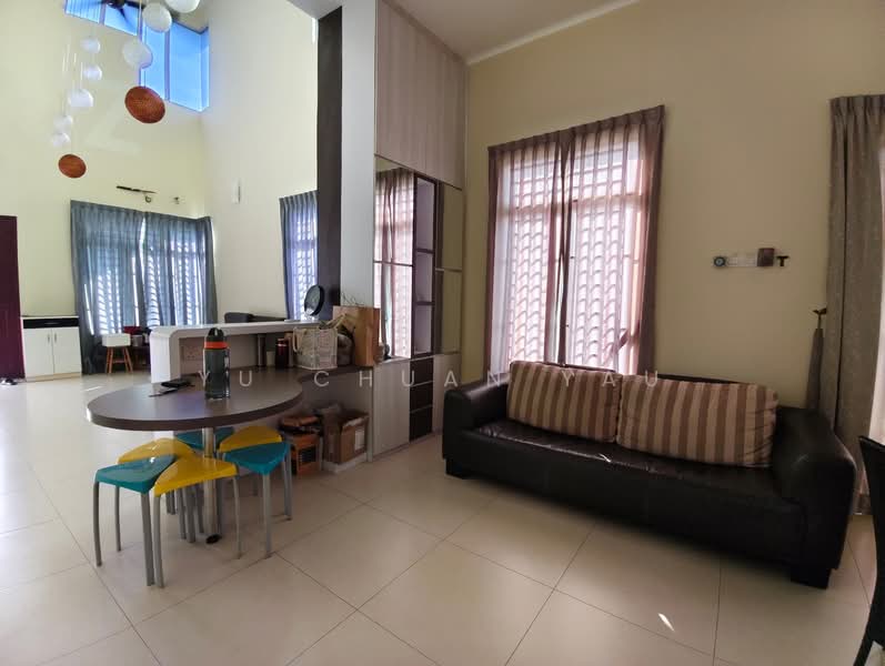 1-storey Terraced House for Sale in Taman Krubong Jaya (Krubong) - Yu Chuan Yau - Living Room - PropertyGuru.com.my