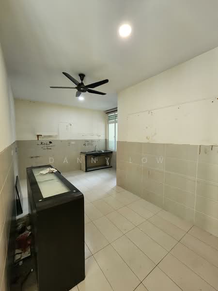 Semi-Detached House for Sale in Alam Damai (Cheras) - Danny Low - Kitchen - PropertyGuru.com.my