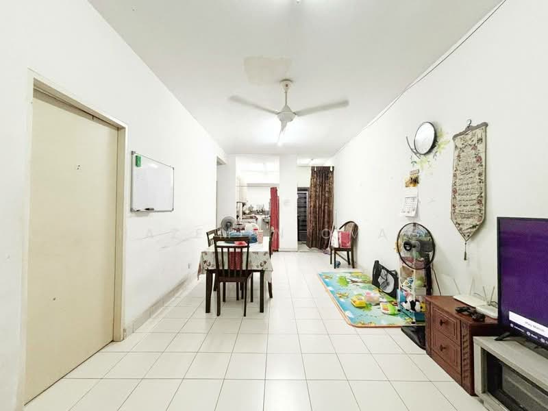 Pangsapuri untuk Dijual di Apartment Alunan Bayu - Hazeman Omar - Living Room - PropertyGuru.com.my