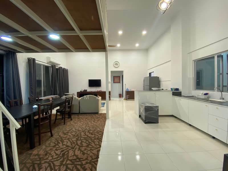 Pangsapuri untuk Disewa di Puncak Hijauan - Ahmad Faiz - Living Room - PropertyGuru.com.my