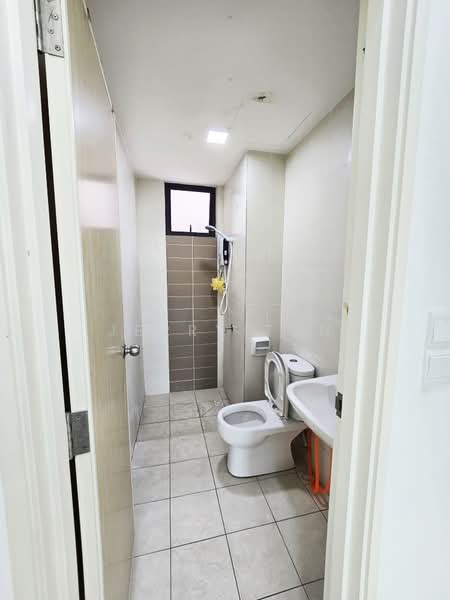 Condominium for Rent at ForestVille - Jerry Tan - Bathroom - PropertyGuru.com.my