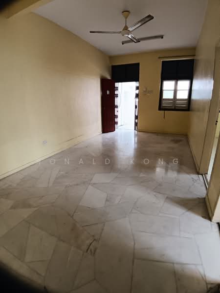 Semi-Detached House for Sale in Taman Canning (Ipoh) - Ronald Kong - Living Room - PropertyGuru.com.my