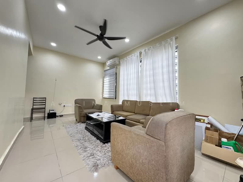 Taman Kota Masai untuk Untuk Dijual - RM 478,000, Apr 2026 - Living Room - PropertyGuru.com.my
