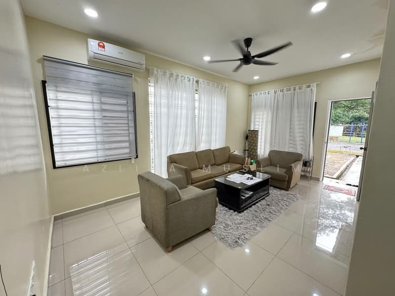 Taman Kota Masai untuk Untuk Dijual - RM 478,000, Apr 2026 - Living Room - PropertyGuru.com.my