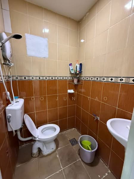 1-storey Terraced House for Sale in Johor Bahru (Johor) - Foo Jun Tao - Bathroom - PropertyGuru.com.my