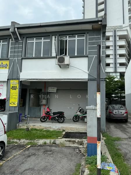 Shop for Rent in Taman Lestari Perdana (Seri Kembangan) - Ryan Loke - Exterior - PropertyGuru.com.my