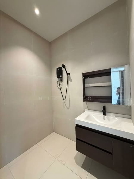 Rumah Teres 1 Tingkat untuk Dijual di Taman Ungku Tun Aminah (Skudai) - Nico Ho - Bathroom - PropertyGuru.com.my