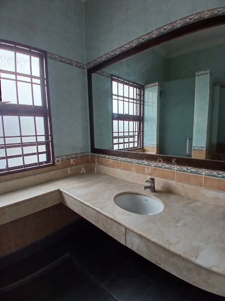 2-storey Terraced House for Rent in Putra Heights (Subang Jaya) - Lok Lai Lok Lai Kam - Bathroom - PropertyGuru.com.my