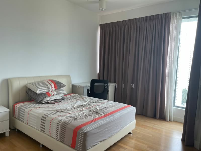 Kondominium untuk Dijual di Kiaramas Danai - Ping Shin - Bedroom - PropertyGuru.com.my