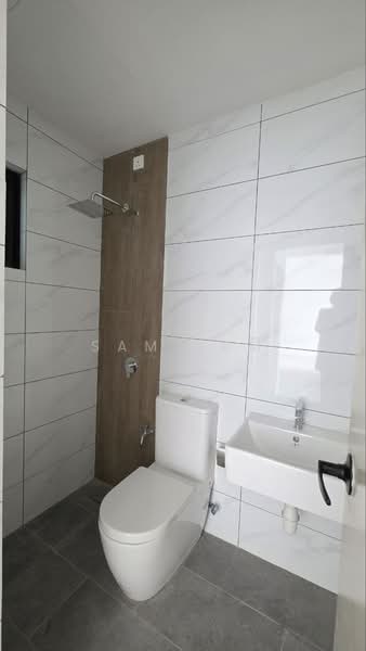 Service Residence for Sale at Piccadilly - Sam Lam - Bathroom - PropertyGuru.com.my