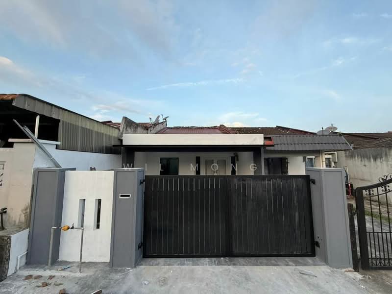 1-storey Terraced House for Sale in Taman Universiti (Skudai) - Wil Mong - Exterior - PropertyGuru.com.my
