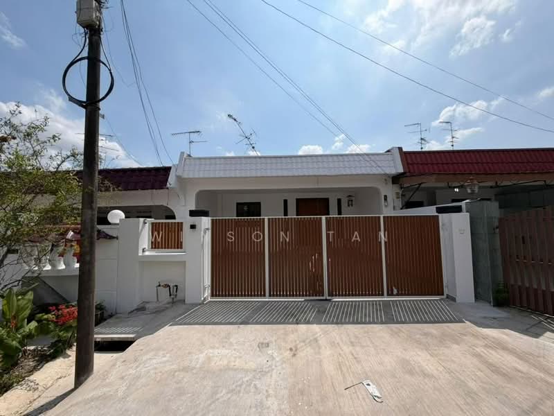 Rumah Teres 1 Tingkat untuk Dijual di Taman Ungku Tun Aminah (Skudai) - Winson Tan - PropertyGuru.com.my