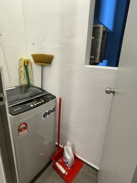 Service Residence for Rent at Kenwingston Platz - Diren Tee - PropertyGuru.com.my