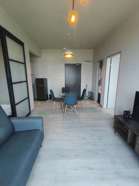 Servis Apartment untuk Disewa di Jesselton Quay CityPads - Stev Yap - Living Room - PropertyGuru.com.my