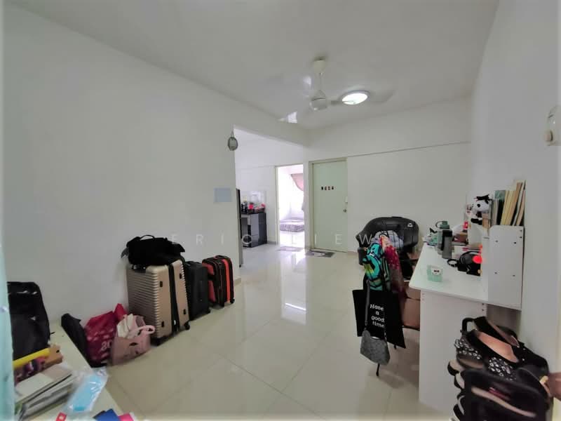 Apartment for Sale at Taman Kobena - Eric Liew - Living Room - PropertyGuru.com.my