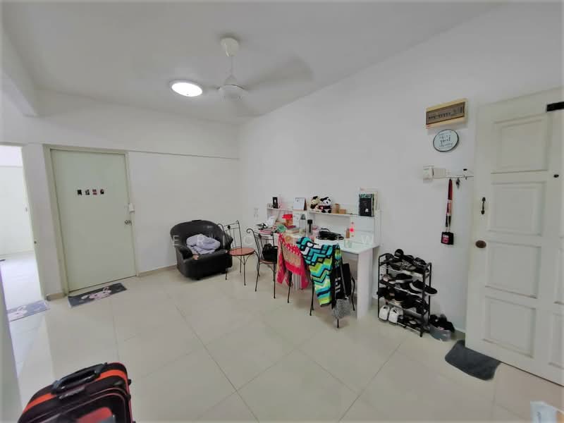 Apartment for Sale at Taman Kobena - Eric Liew - Living Room - PropertyGuru.com.my