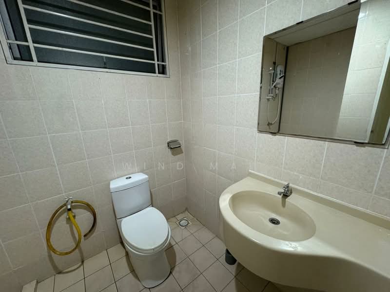 Kondominium untuk Disewa di Platinum Lake PV 10 - Wind Mah - Bathroom - PropertyGuru.com.my