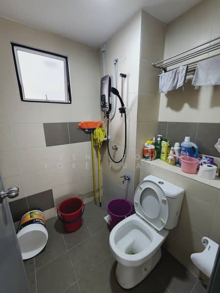 Apartment for Rent at Seri Kasturi Apartments - Veni Foo Yoke Fuang - Bathroom - PropertyGuru.com.my