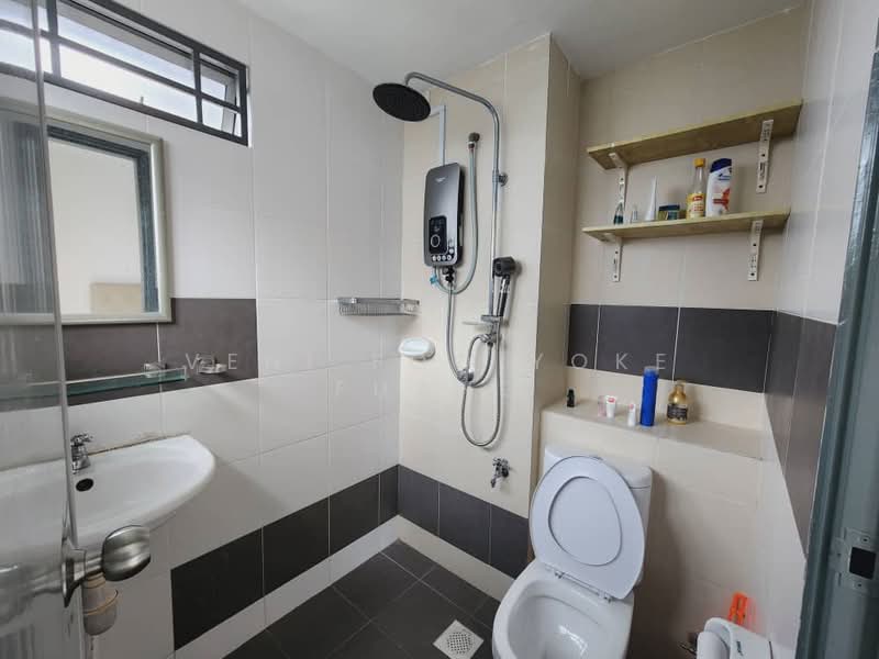 Apartment for Rent at Seri Kasturi Apartments - Veni Foo Yoke Fuang - Bathroom - PropertyGuru.com.my