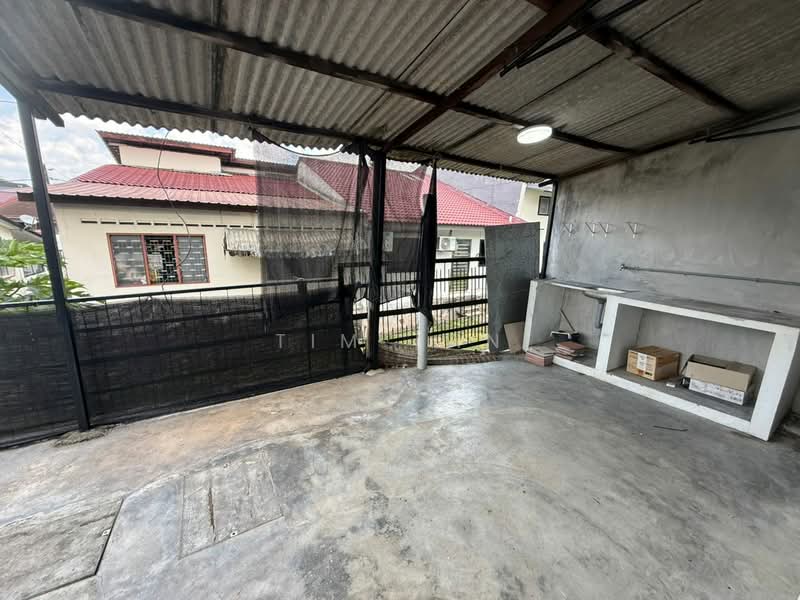 1-storey Terraced House for Rent in Johor Bahru (Johor) - Tim Tan - Exterior - PropertyGuru.com.my