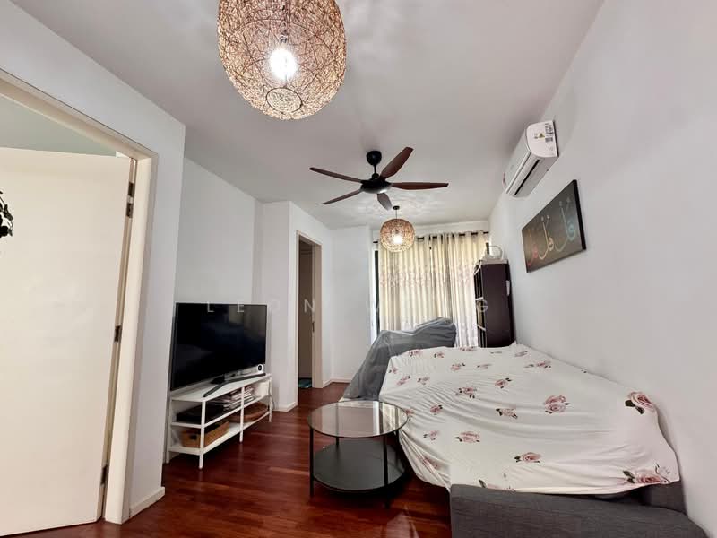 3-storey Terraced House for Rent in Batu Arang (Selangor) - LEON WONG - Living Room - PropertyGuru.com.my