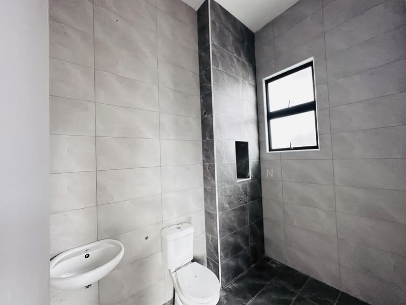 Cluster House for Sale in Skudai (Johor) - Freya Gan - Bathroom - PropertyGuru.com.my