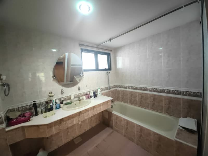Kondominium untuk Dijual di Allamanda - Sam Lam - Bathroom - PropertyGuru.com.my