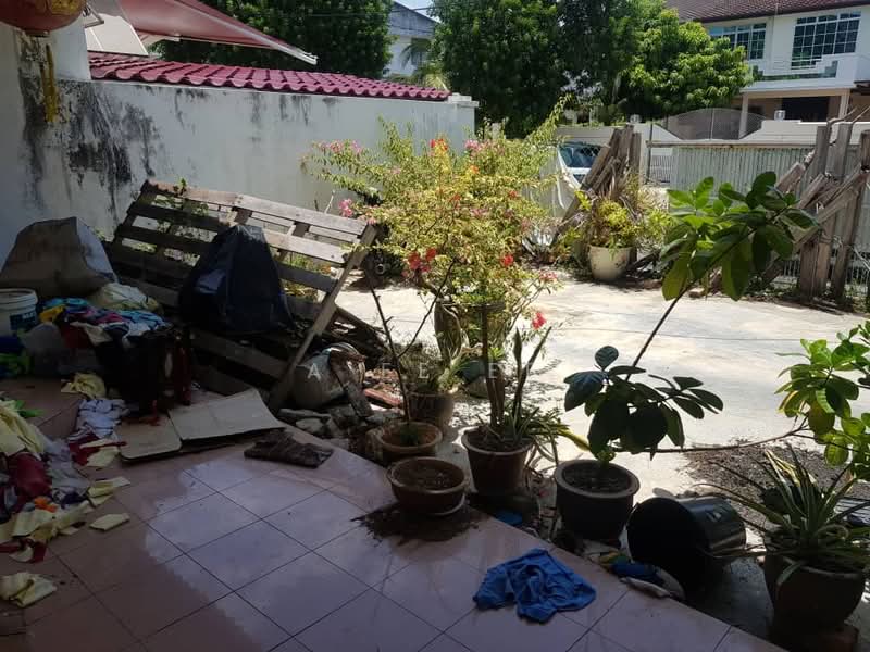 Rumah Berkembar untuk Dijual di Island Glades (Jelutong) - A Ee Ee - Exterior - PropertyGuru.com.my