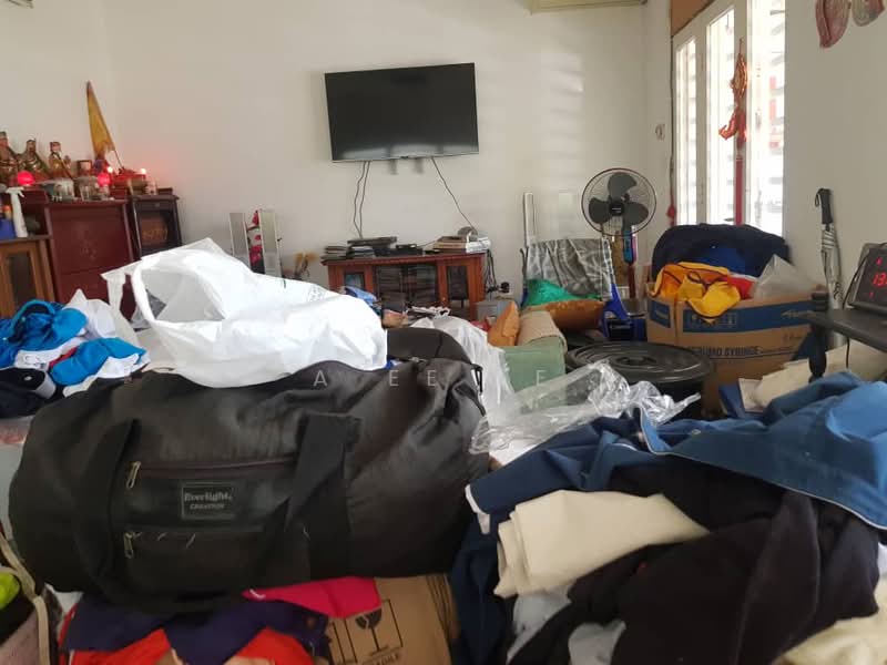 Rumah Berkembar untuk Dijual di Island Glades (Jelutong) - A Ee Ee - Living Room - PropertyGuru.com.my