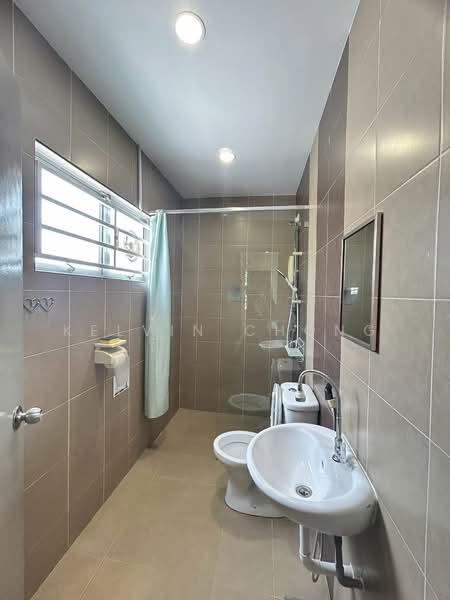 Semi-Detached House for Sale in Ipoh (Perak) - Kelvin Chong - Bathroom - PropertyGuru.com.my