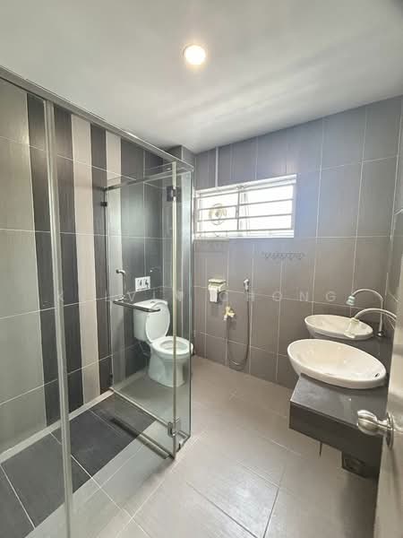 Semi-Detached House for Sale in Ipoh (Perak) - Kelvin Chong - Bathroom - PropertyGuru.com.my